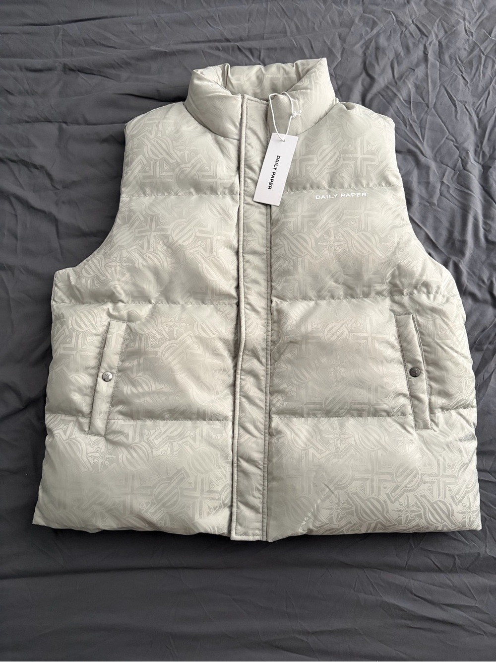 Daily Paper Riyo Puffer Vest | Men's Sz XL - NEW With Tags | Metal Grey